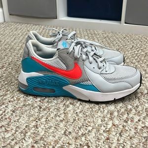 Woman’s Nike AirMax Grey and Blue Size 8